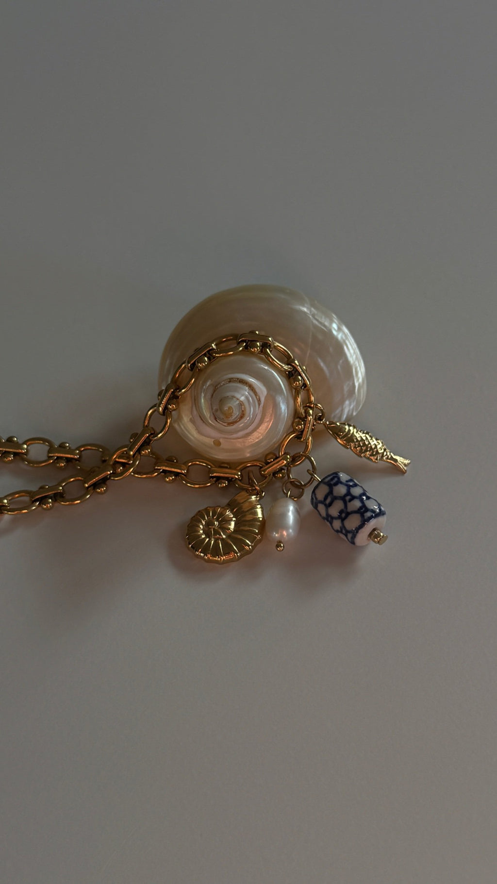 CERAMIC STONE.