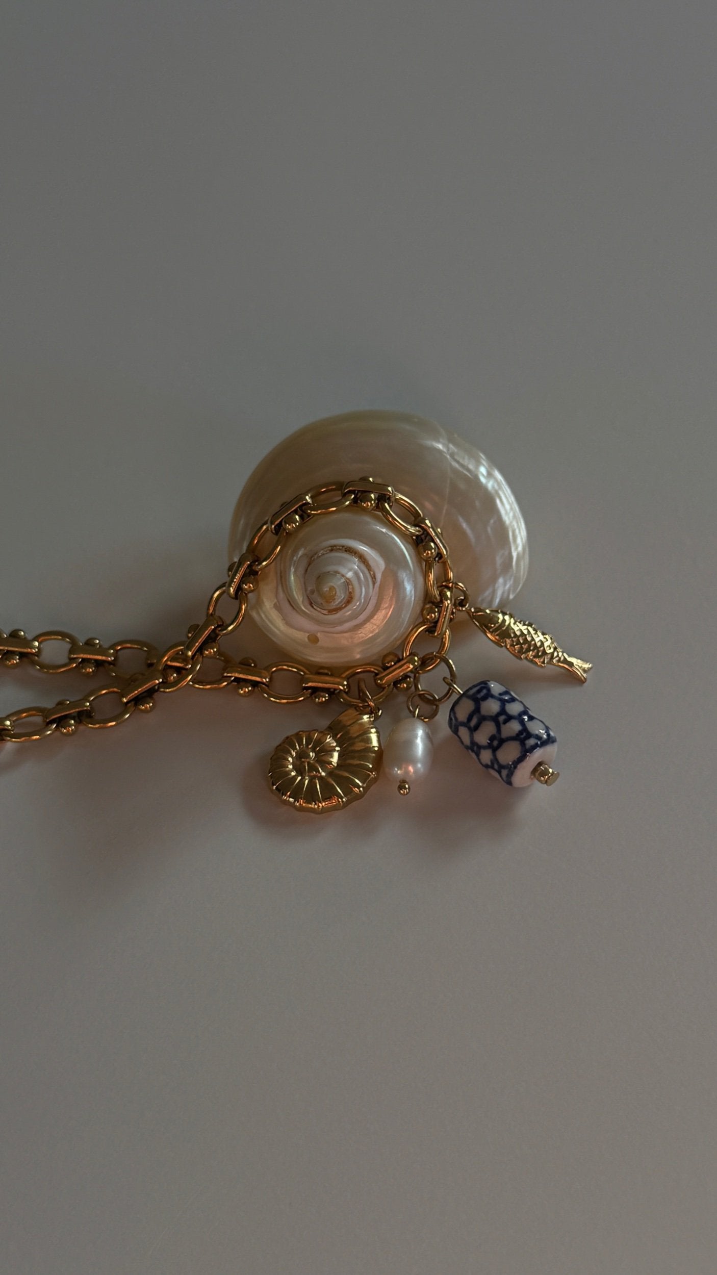 CERAMIC STONE.